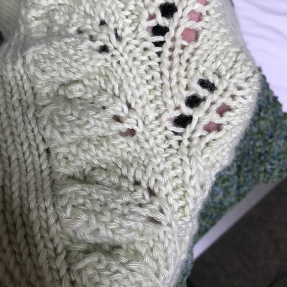 Handmade Knit Tank Top –  Sage Green Mixed Yarn – Sleeveless Boho Style - Picture 4 of 15